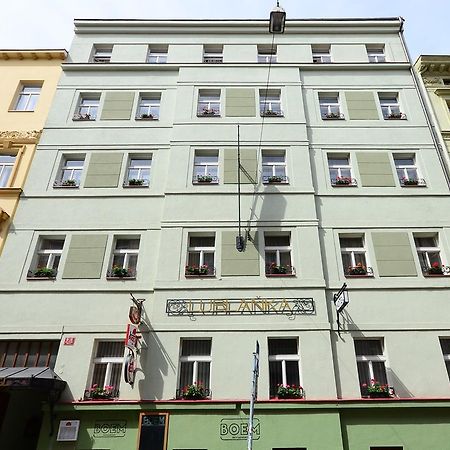 Aparthotel Lublanka Praga Esterno foto