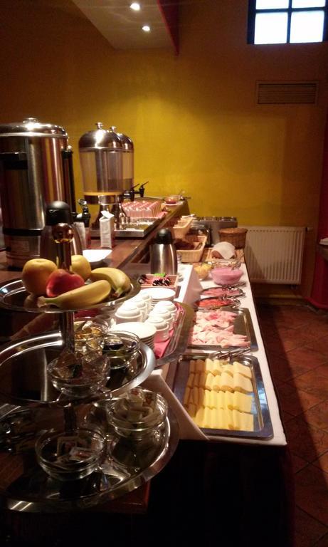 Aparthotel Lublanka Praga Esterno foto