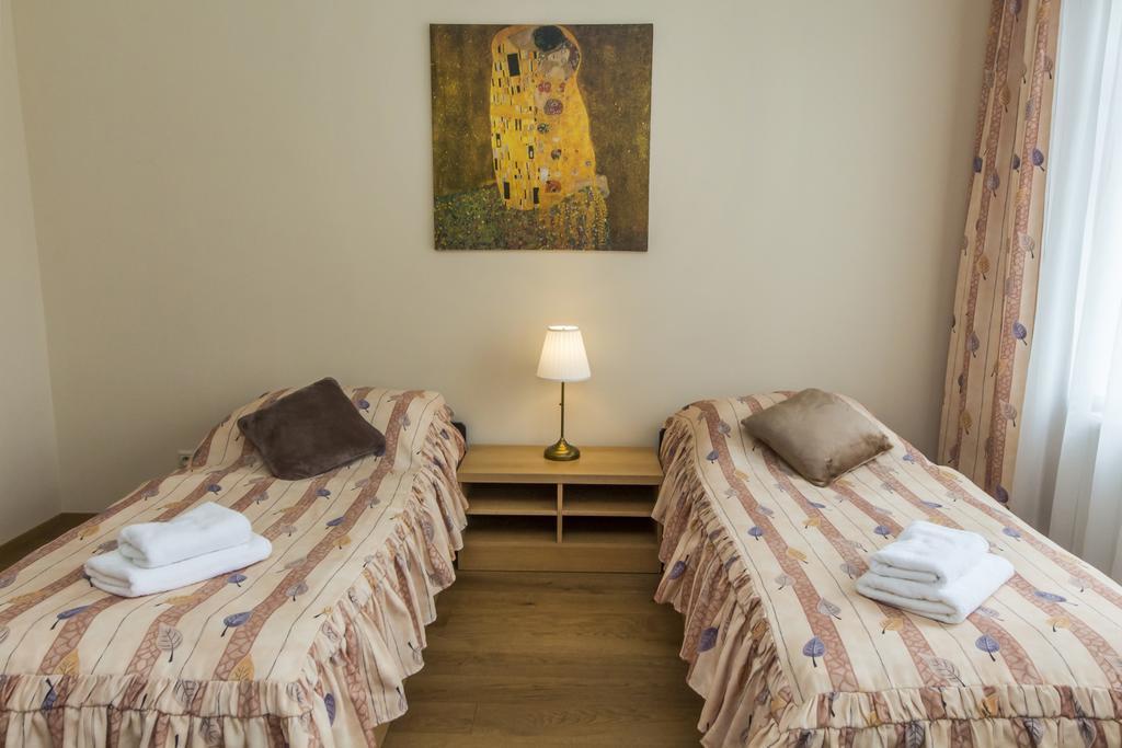 Aparthotel Lublanka Praga Esterno foto
