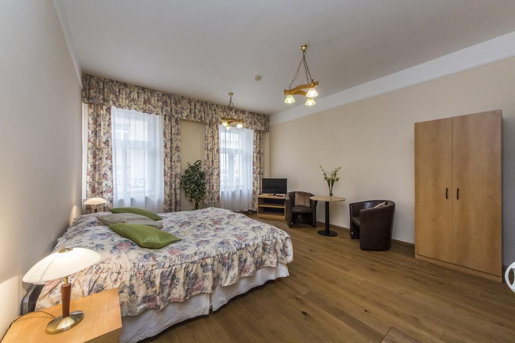 Aparthotel Lublanka Praga Esterno foto