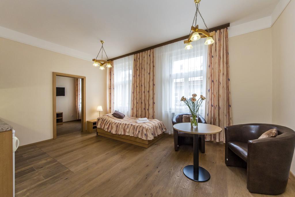 Aparthotel Lublanka Praga Esterno foto