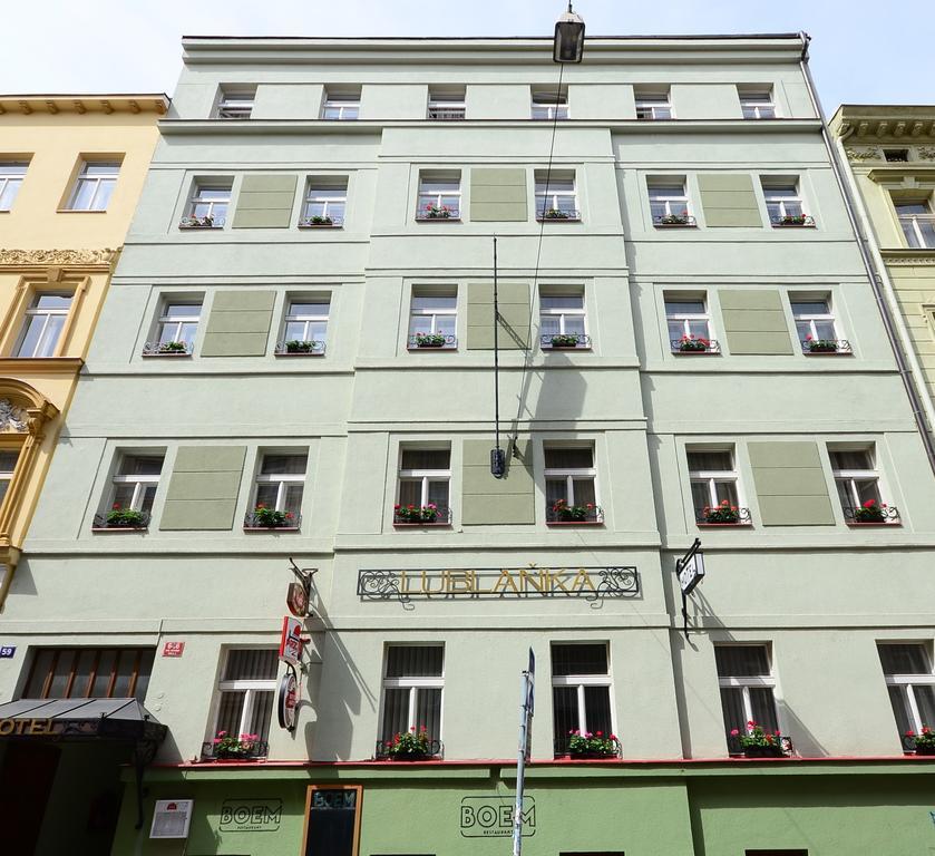 Aparthotel Lublanka Praga Esterno foto